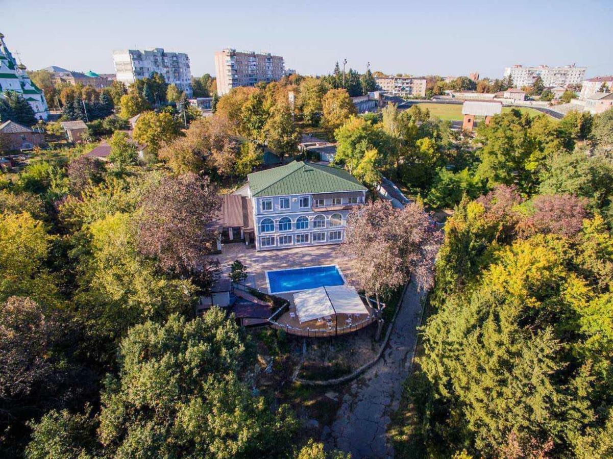 Отельно-Ресторанный Комплекс Златогор Lubny Buitenkant foto