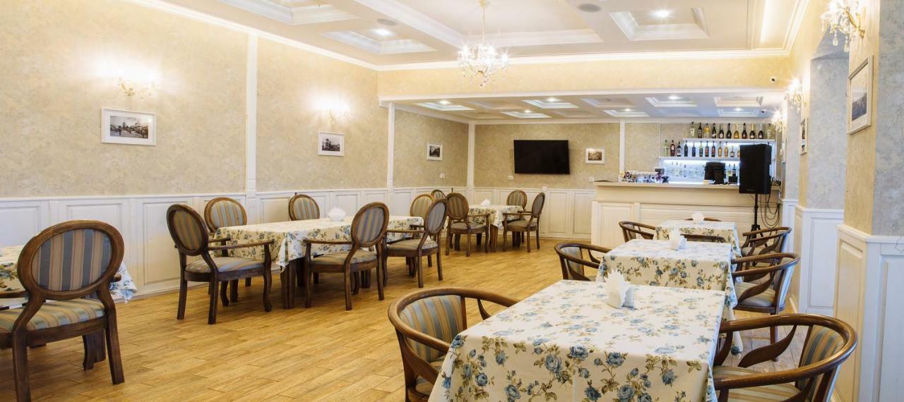 Отельно-Ресторанный Комплекс Златогор Lubny Buitenkant foto